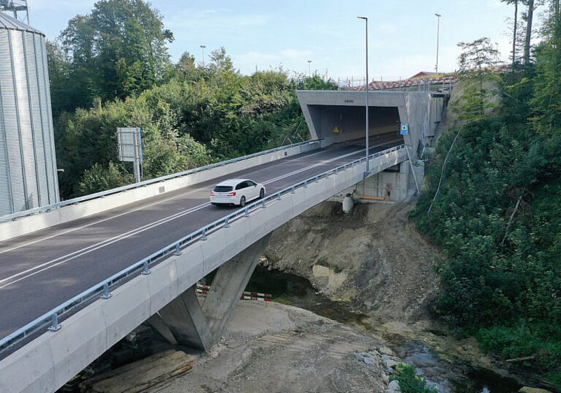 Bachtalbrücke (Südwestumfahrung Sins)